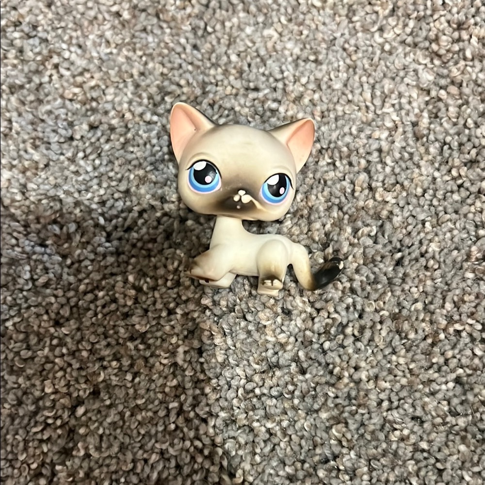 Very rare cat littles pet shop